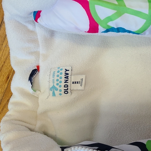 Peace sign quilted vest - Picture 3 of 3